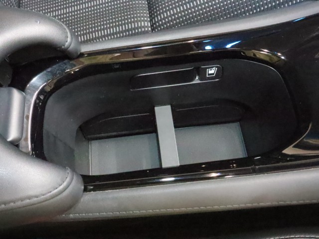 ホンダ ヴェゼルＨＶ ﾊｲﾌﾞﾘｯﾄﾞZ
