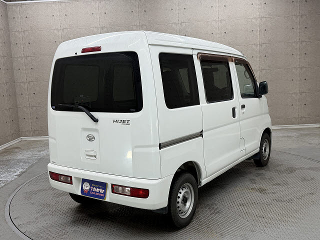 ダイハツ ハイゼットカーゴＶ デラックス