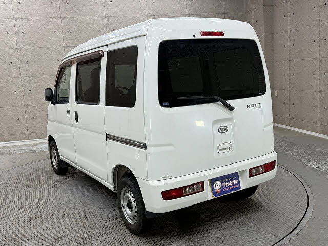 ダイハツ ハイゼットカーゴＶ デラックス