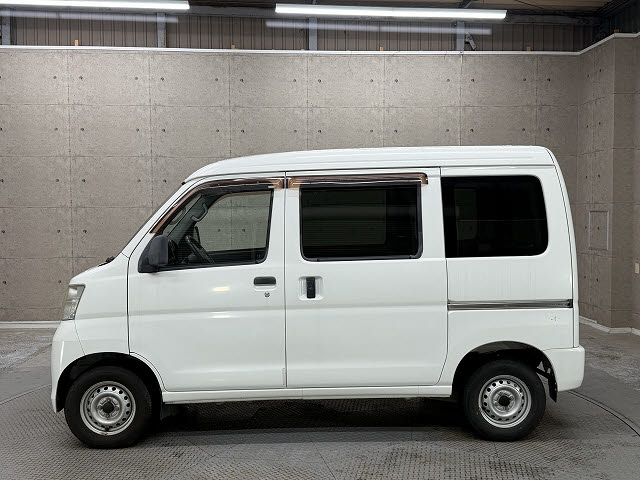ダイハツ ハイゼットカーゴＶ デラックス