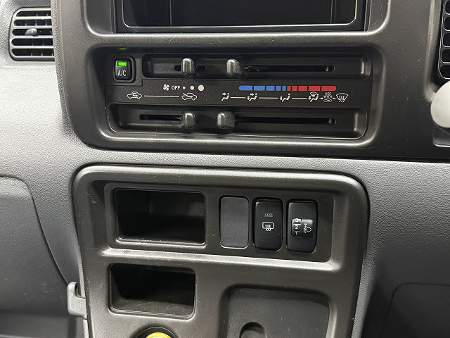 ダイハツ ハイゼットカーゴＶ デラックス