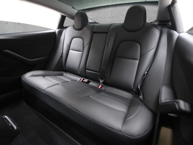 その他輸入車 テスラ モデル３ ロングレンジ 4WD