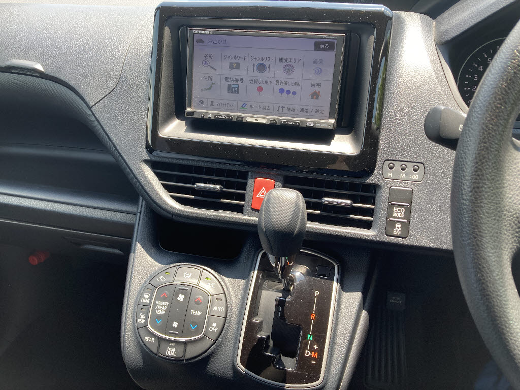 トヨタ ノア X 4WD