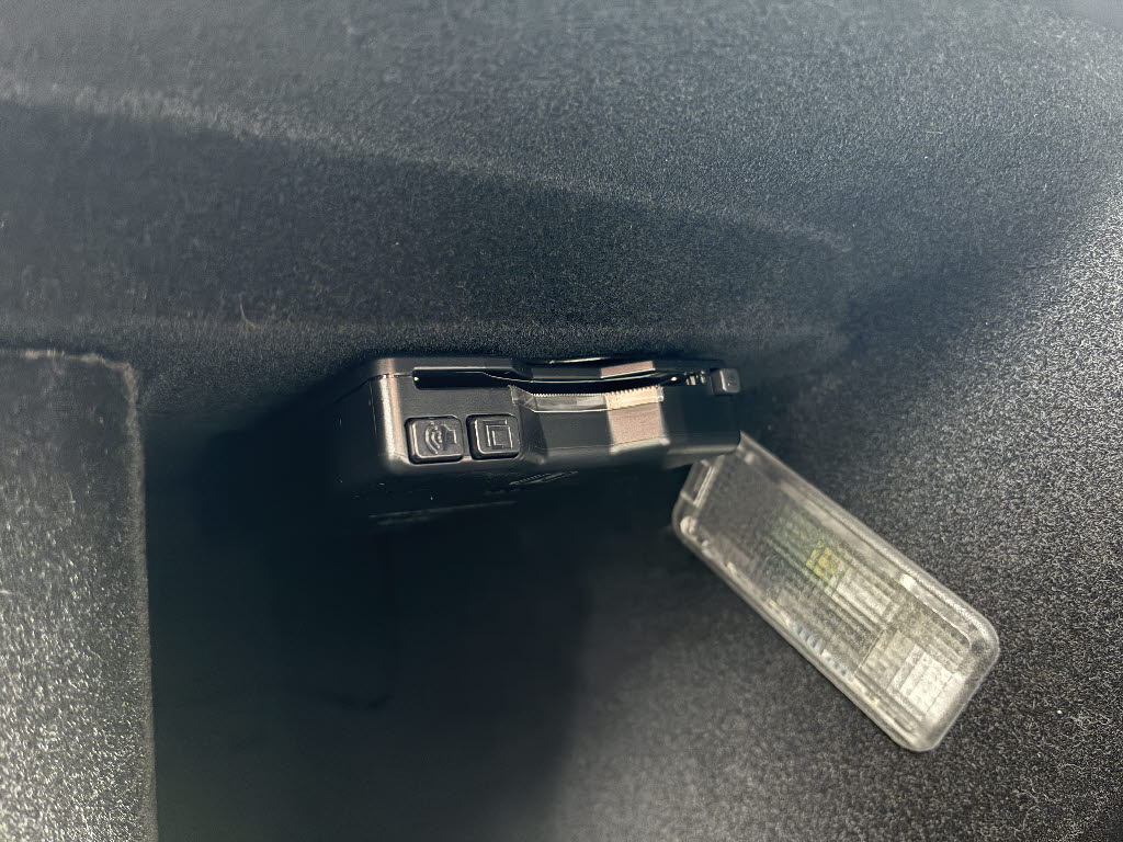 プジョー プジョー３００８ GT ﾊｲﾌﾞﾘｯﾄﾞ4  4WD