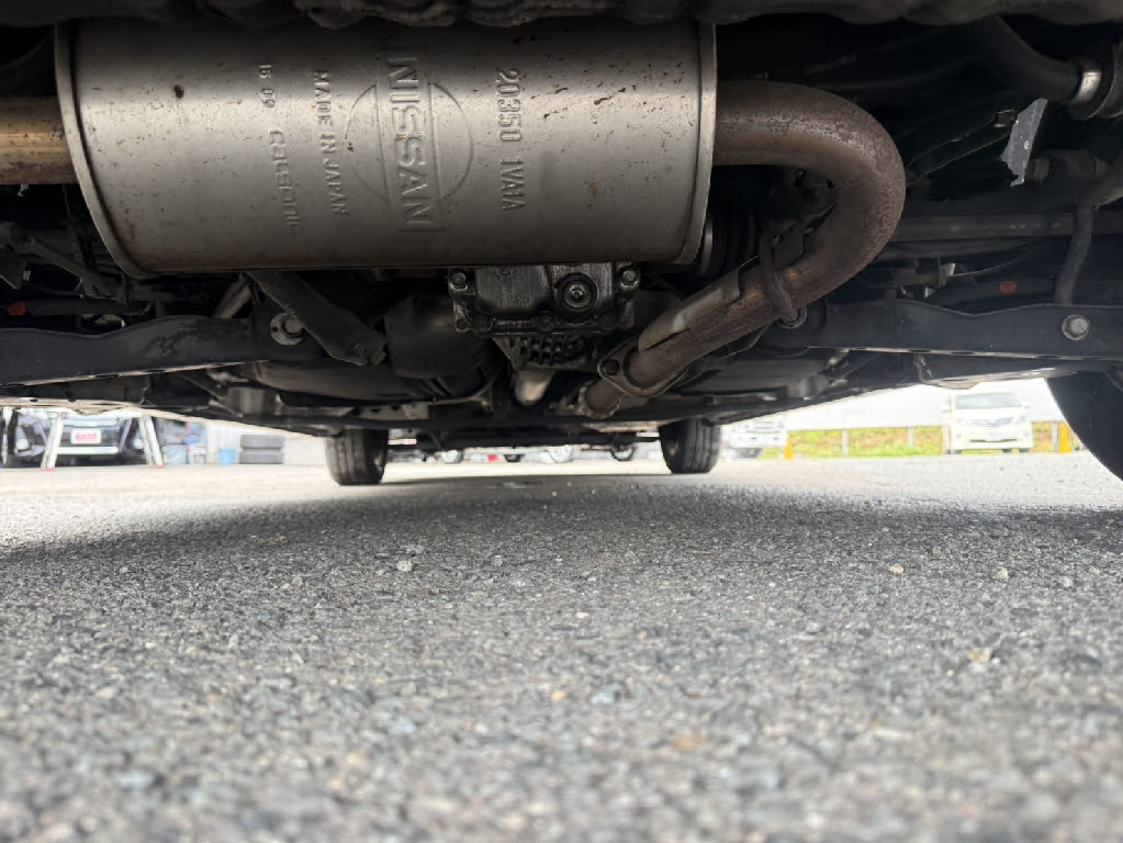 ニッサン セレナＨＶ ﾗｲﾀﾞｰ 4WD