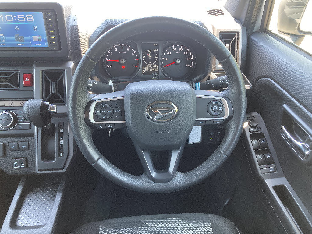 ダイハツ タフト Gﾀｰﾎﾞｸﾛﾑﾍﾞﾝﾁｬｰ 4WD