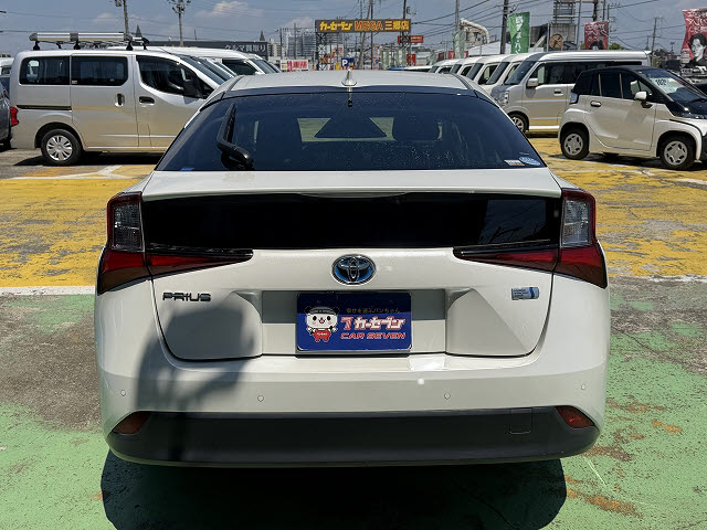 トヨタ プリウス 助手席回転チルトシート車　Ａタイプ