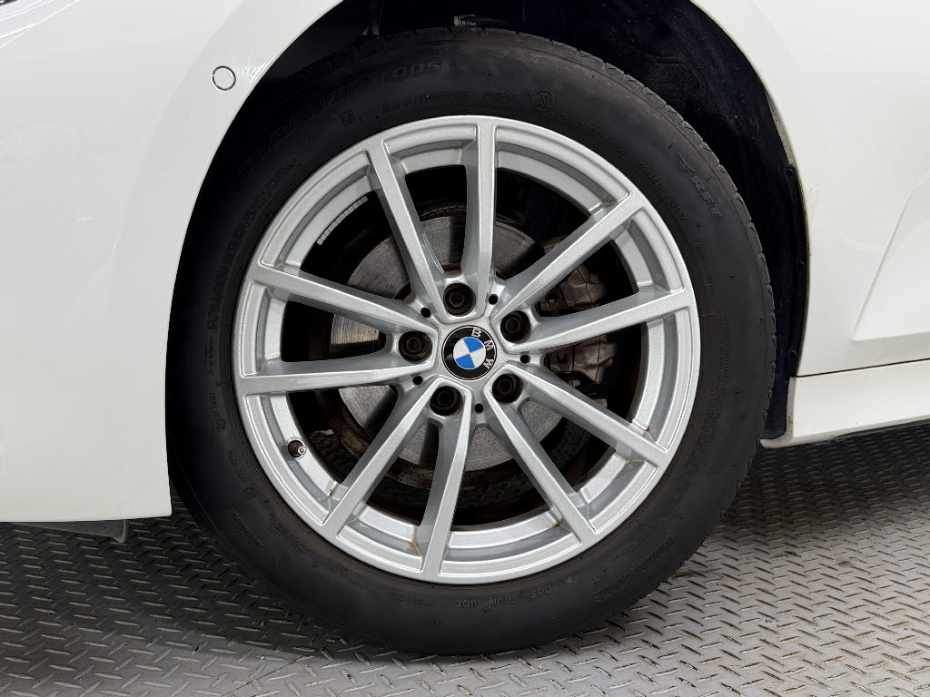 ＢＭＷ ＢＭＷ ３シリーズ ツーリング 318iﾂｰﾘﾝｸﾞ