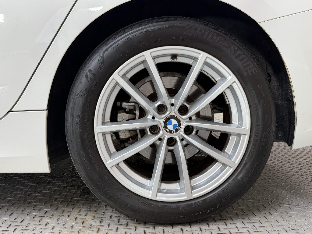 ＢＭＷ ＢＭＷ ３シリーズ ツーリング 318iﾂｰﾘﾝｸﾞ