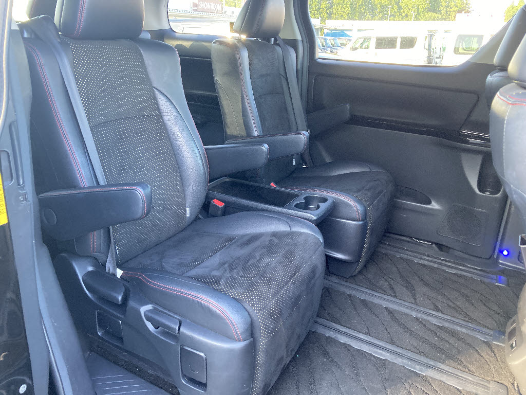 トヨタ ヴェルファイア 2.4Zｺﾞｰﾙﾃﾞﾝｱｲｽﾞ2 4WD