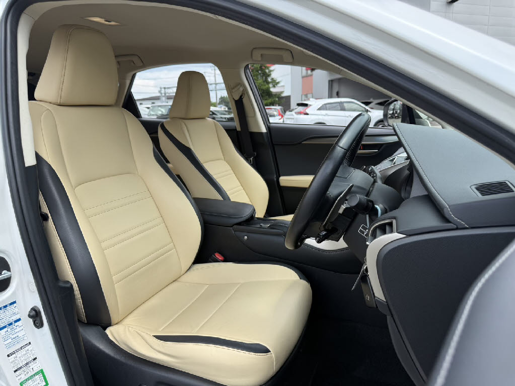 レクサス レクサス ＮＸ NX200t Iﾊﾟｯｹｰｼﾞ 4WD