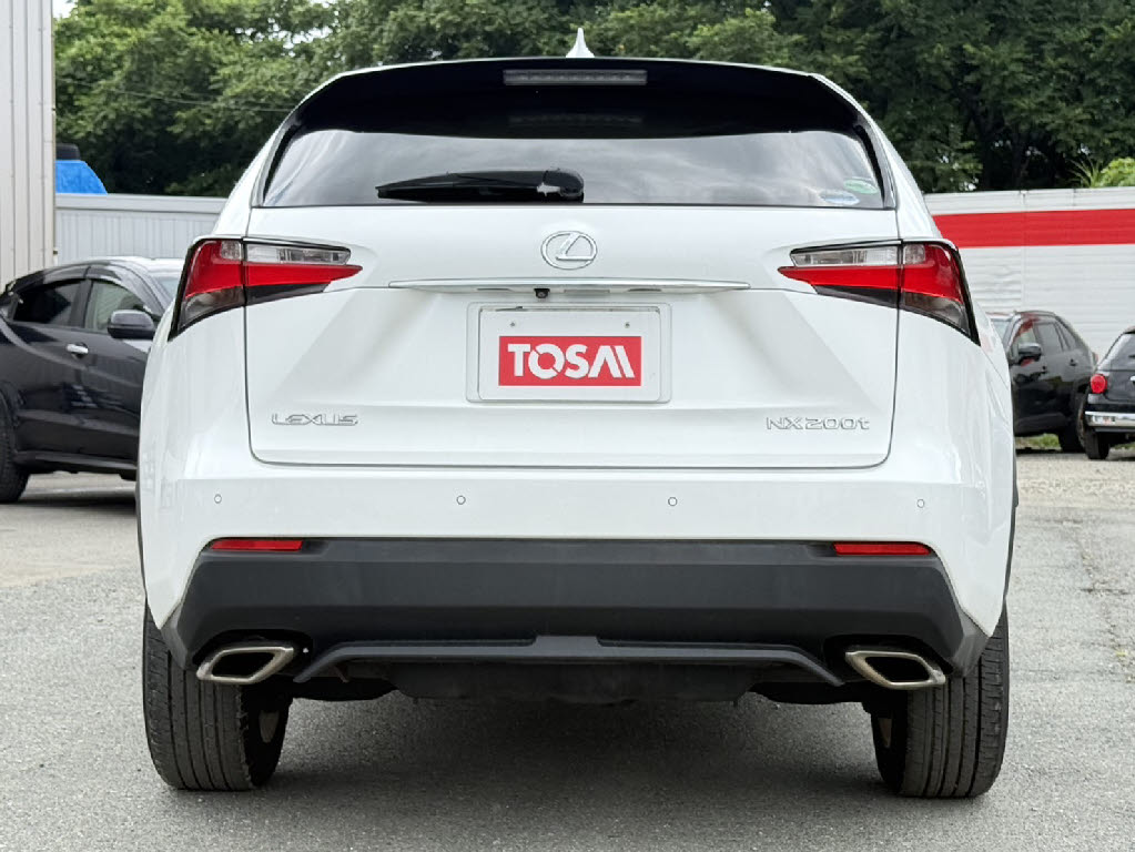 レクサス レクサス ＮＸ NX200t Iﾊﾟｯｹｰｼﾞ 4WD