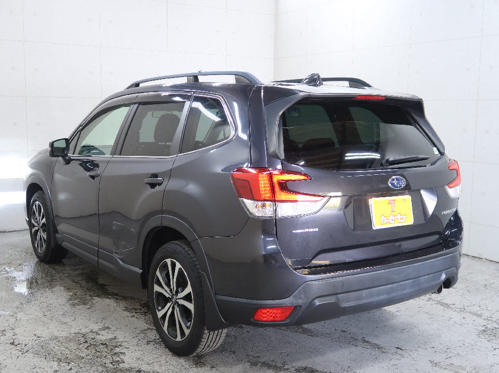 スバル フォレスター プレミアム 4WD