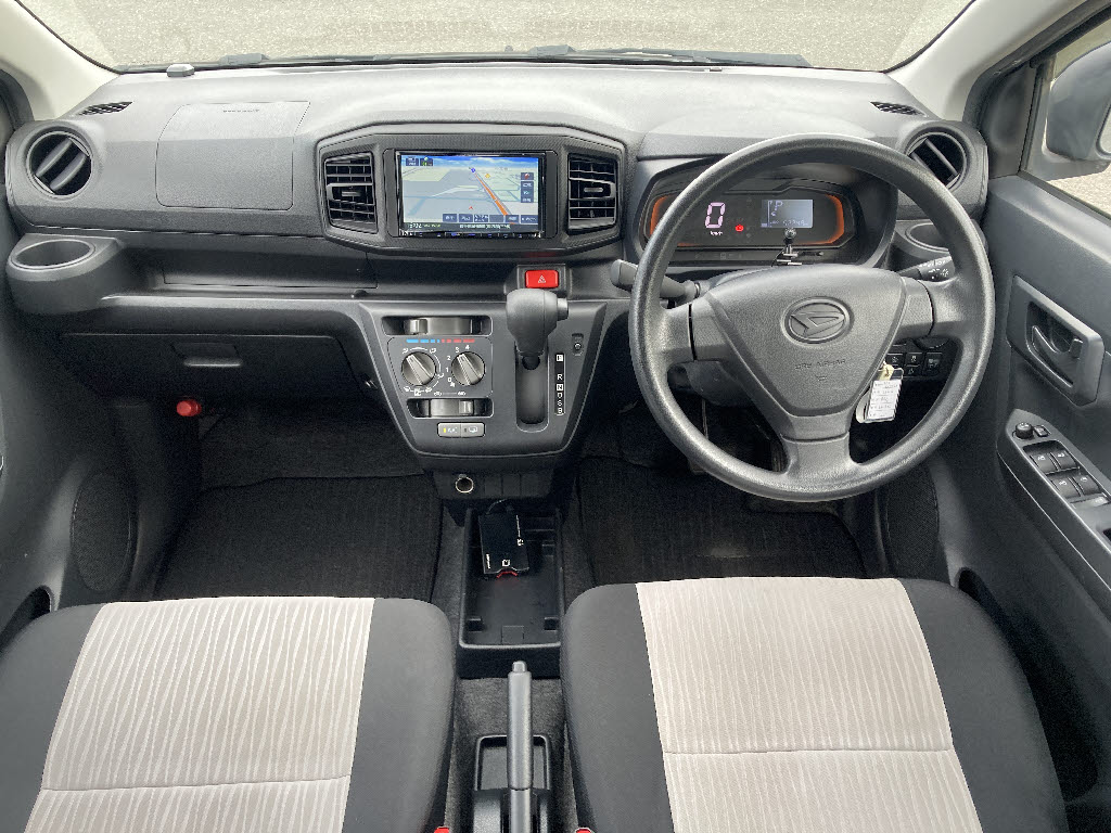 ダイハツ ミライース L SAⅢ 4WD