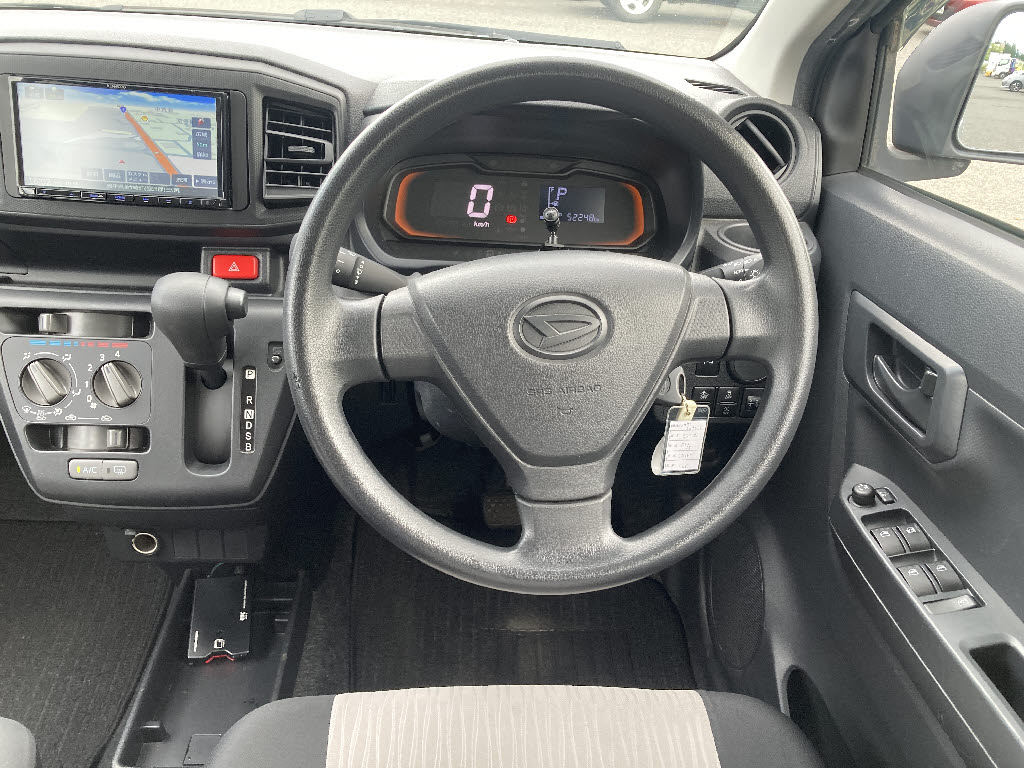 ダイハツ ミライース L SAⅢ 4WD