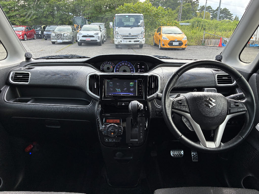 スズキ ｿﾘｵﾊﾞﾝﾃﾞｨｯﾄ HYBRID MV 4WD