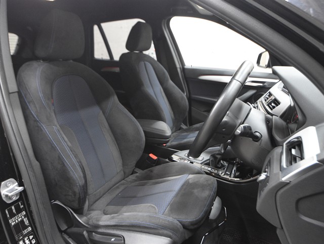 ＢＭＷ ＢＭＷ Ｘ１ xDrive18ｄ-Mｽﾎﾟｰﾂ