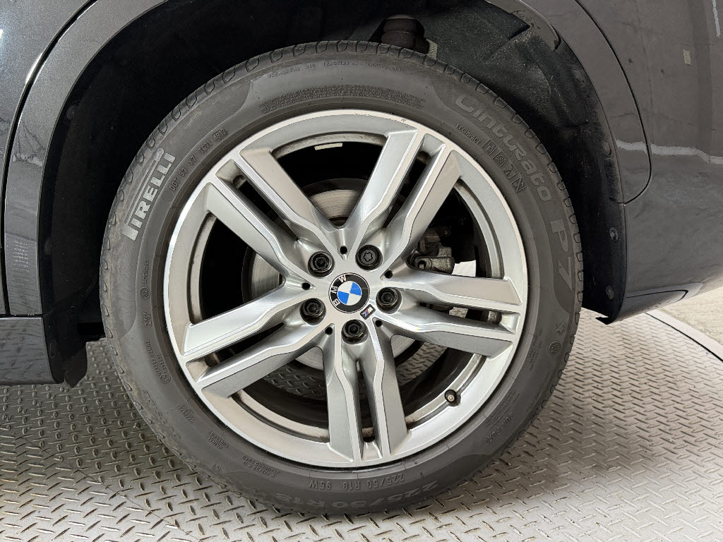 ＢＭＷ ＢＭＷ Ｘ１ xDrive18ｄ-Mｽﾎﾟｰﾂ