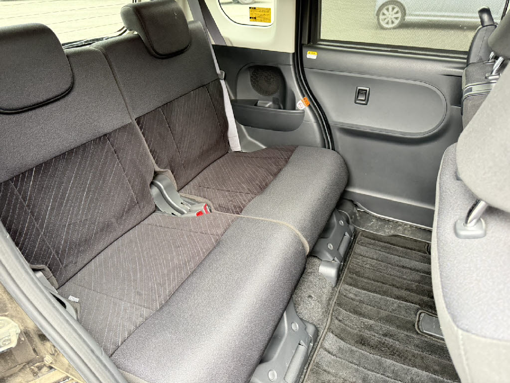 ダイハツ タントカスタム ｶｽﾀﾑRS SA 4WD