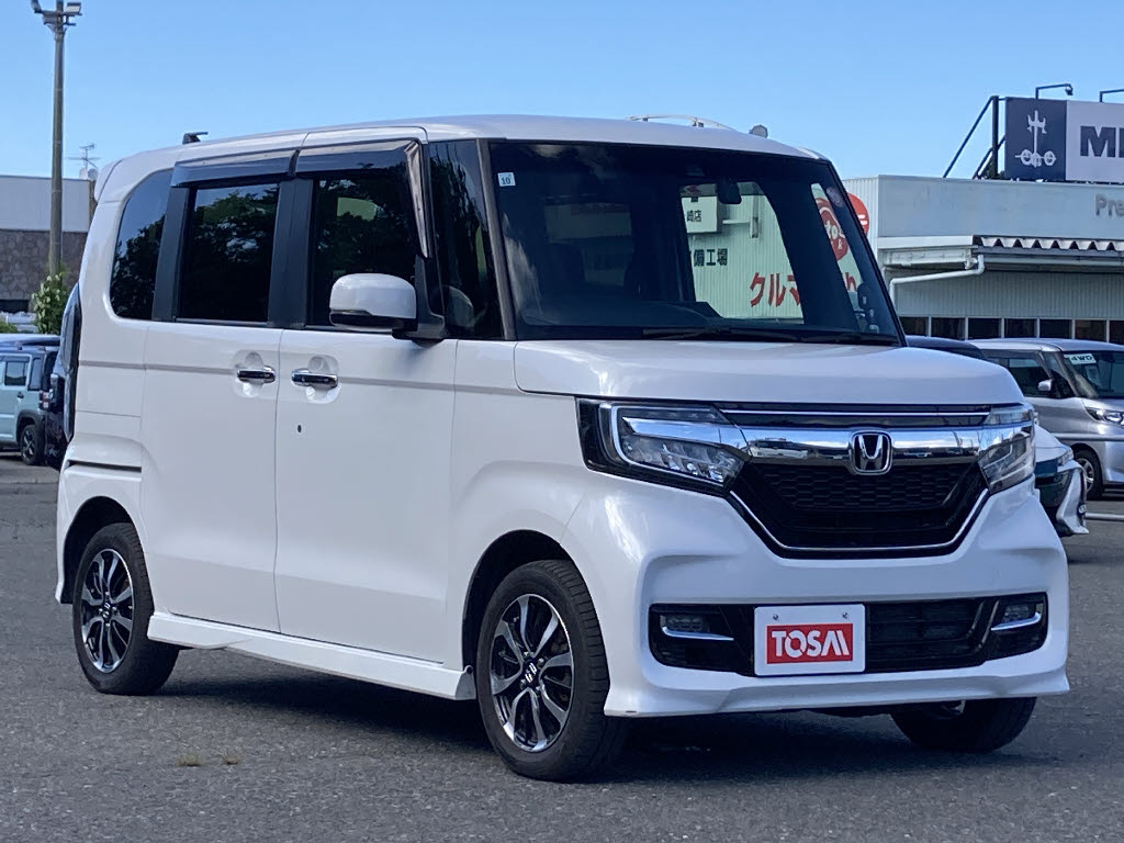 ホンダ Ｎ　ＢＯＸカスタム G・Lﾎﾝﾀﾞｾﾝｼﾝｸﾞ 4WD