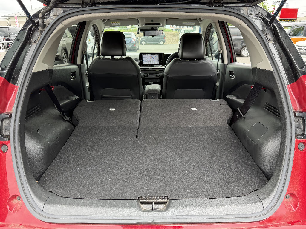 ニッサン オーラ G FOURﾚｻﾞｰｴﾃﾞｨｼｮﾝ 4WD