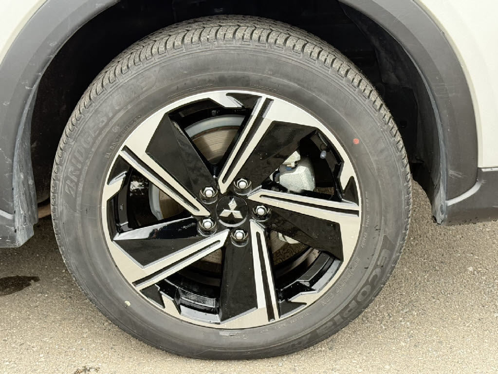三菱 ｴｸﾘﾌﾟｽｸﾛｽ G 4WD