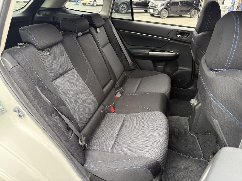 スバル レヴォーグ 1.6GT-S EyeSigh