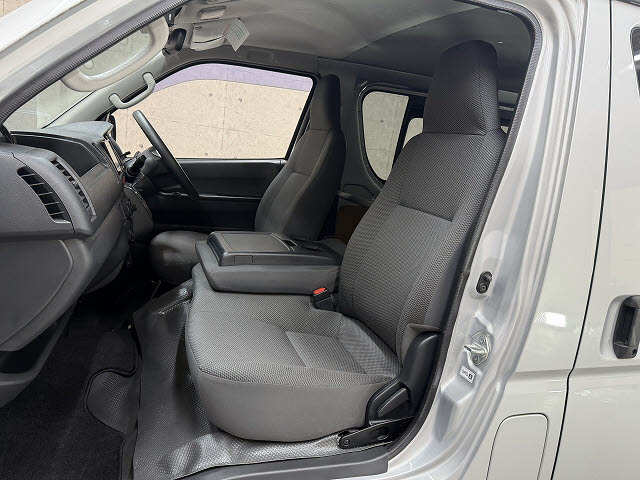 トヨタ ハイエースＶ DX GLﾊﾟｯｹｰｼﾞﾛﾝｸﾞ