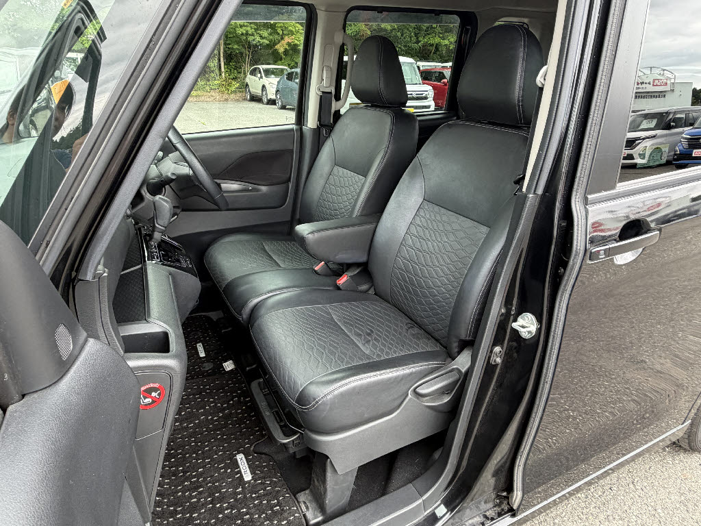 ニッサン ルークス ﾊｲｳｪｲｽﾀｰGﾀｰﾎﾞ ｱｰﾊﾞﾝｸﾛﾑﾌﾟﾛﾊﾟｲﾛｯﾄED 4WD