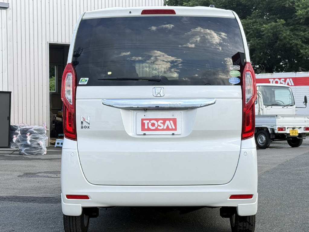 ホンダ Ｎ　ＢＯＸ G・Lﾎﾝﾀﾞｾﾝｼﾝｸﾞ 4WD