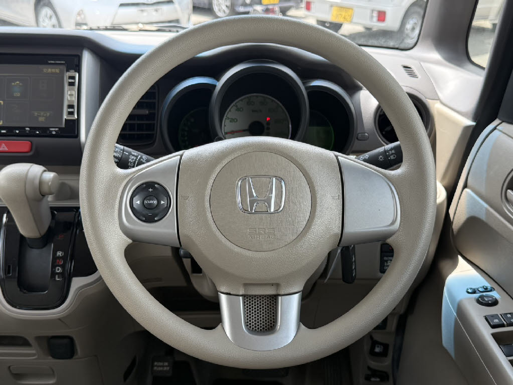 ホンダ Ｎ　ＢＯＸ G・Lﾊﾟｯｹｰｼﾞ 4WD
