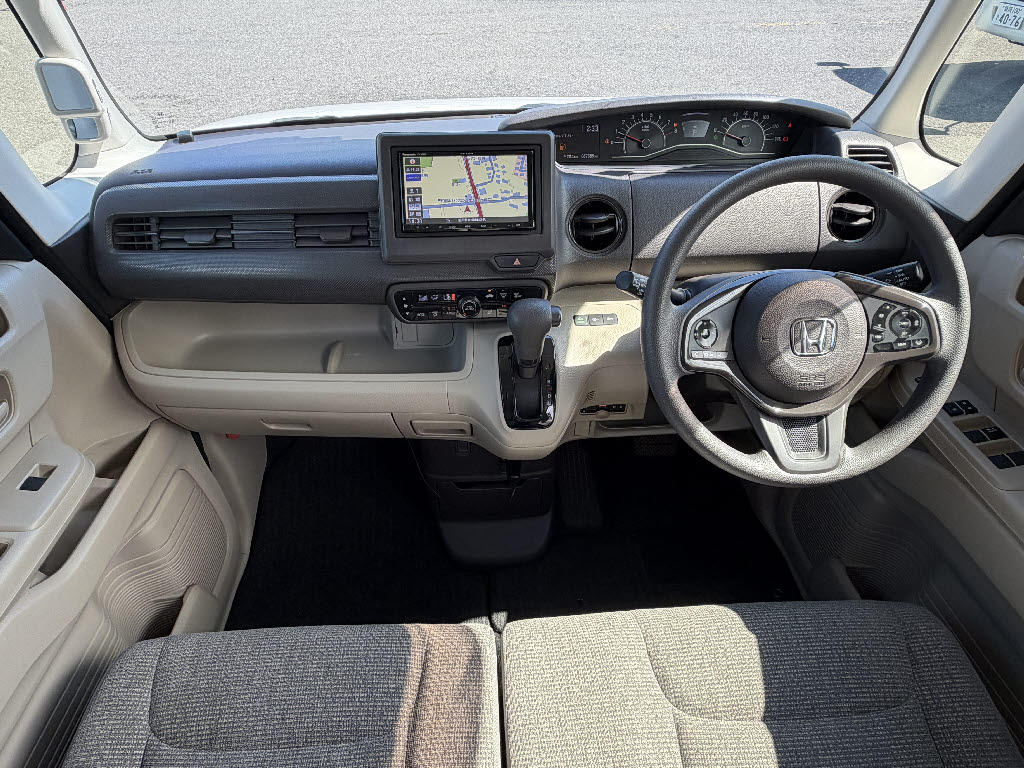 ホンダ Ｎ　ＢＯＸ G-Lﾎﾝﾀﾞｾﾝｼﾝｸﾞ 4WD