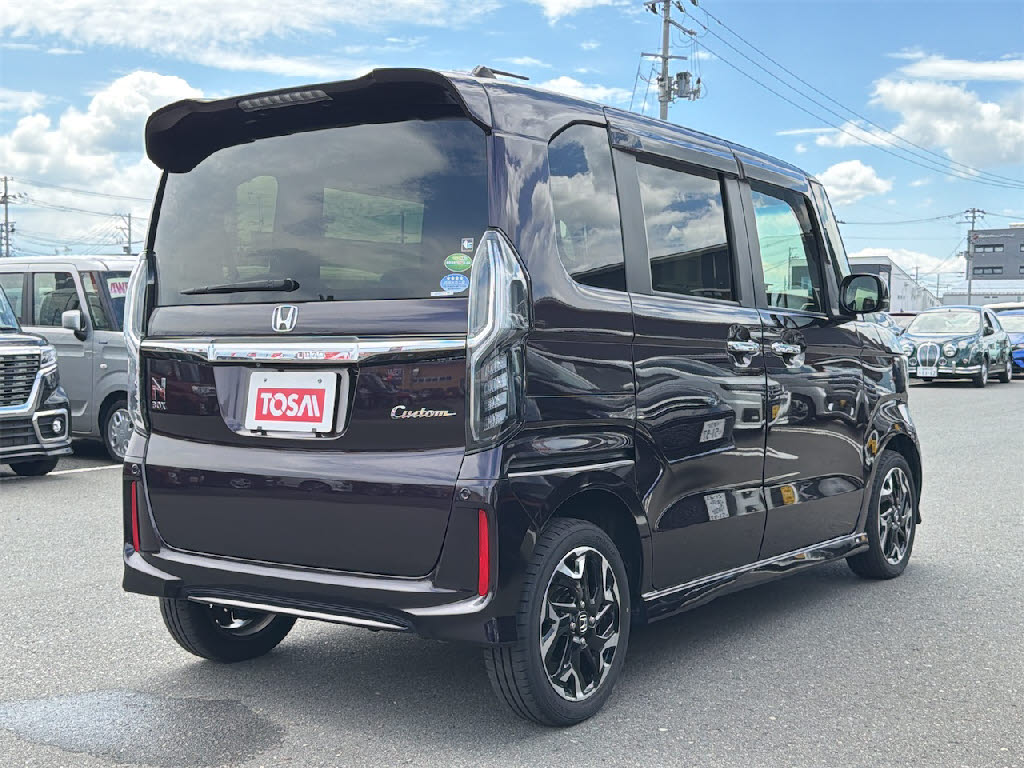 ホンダ Ｎ　ＢＯＸカスタム G・Lﾀｰﾎﾞ ﾎﾝﾀﾞｾﾝｼﾝｸﾞ 4WD