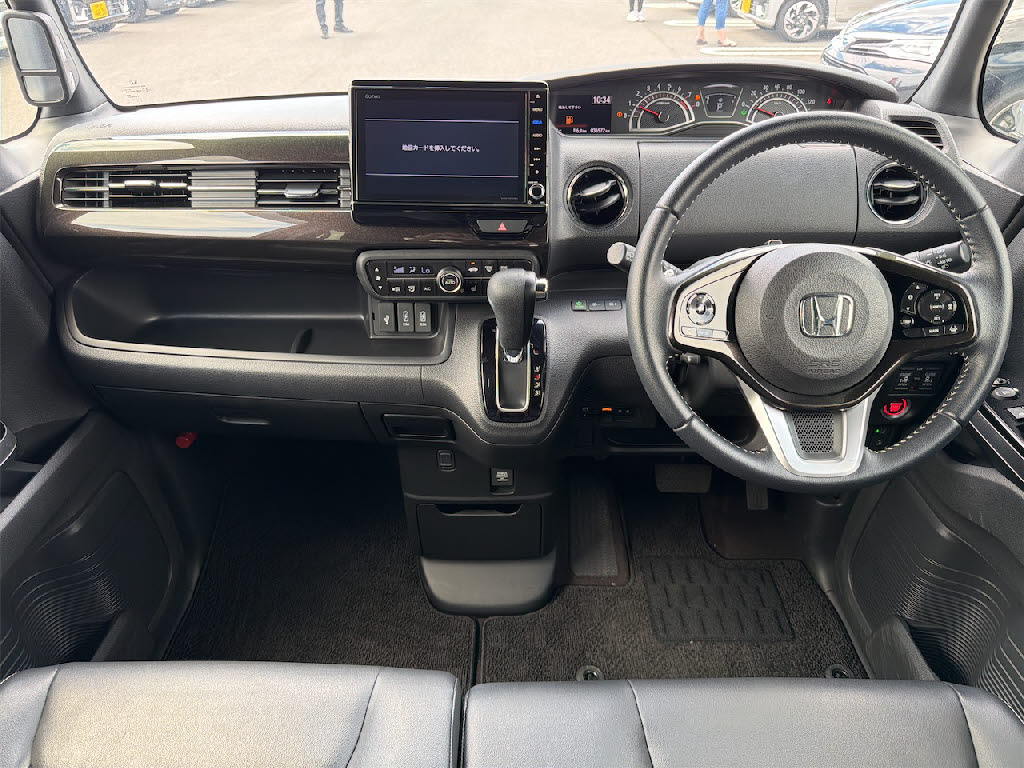 ホンダ Ｎ　ＢＯＸカスタム G・Lﾀｰﾎﾞ ﾎﾝﾀﾞｾﾝｼﾝｸﾞ 4WD