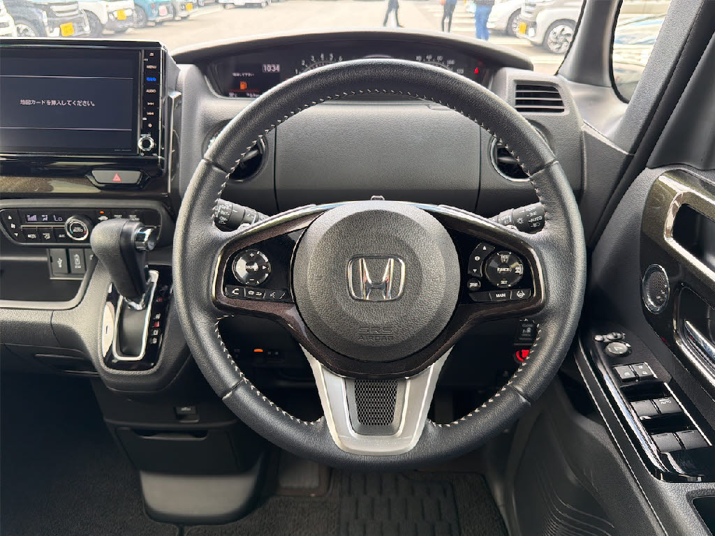 ホンダ Ｎ　ＢＯＸカスタム G・Lﾀｰﾎﾞ ﾎﾝﾀﾞｾﾝｼﾝｸﾞ 4WD