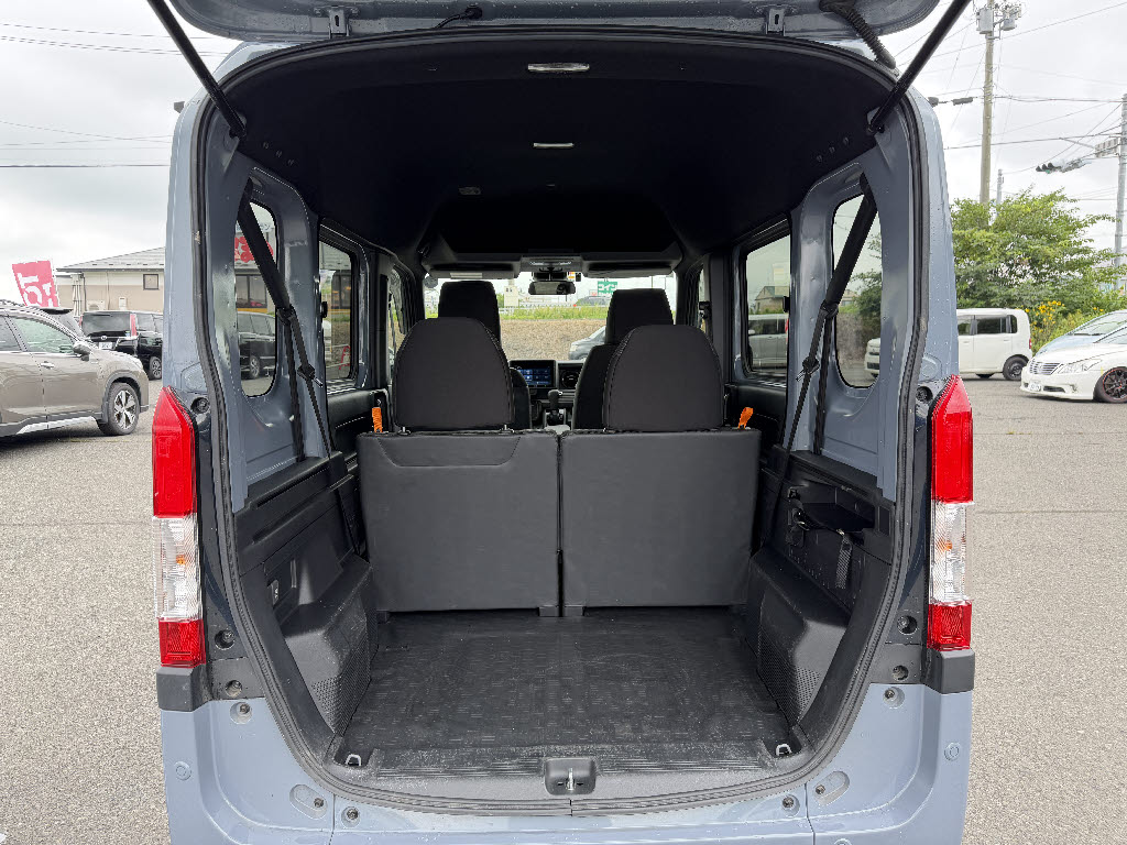 ホンダ Ｎ－ＶＡＮ ﾌｧﾝﾀｰﾎﾞ 4WD