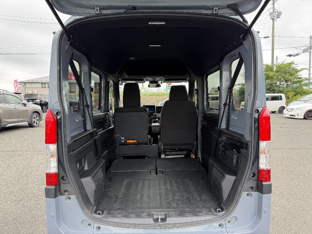 ホンダ Ｎ－ＶＡＮ ﾌｧﾝﾀｰﾎﾞ 4WD