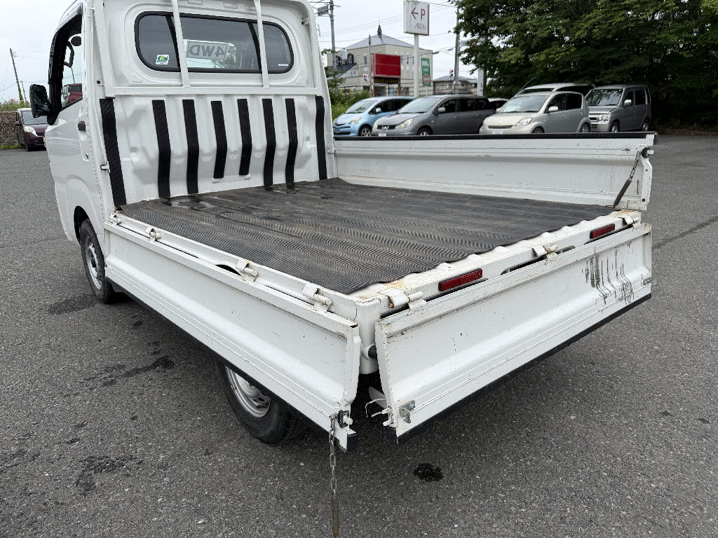 ダイハツ ハイゼットＴ 4WD ｽﾀﾝﾀﾞｰﾄﾞ