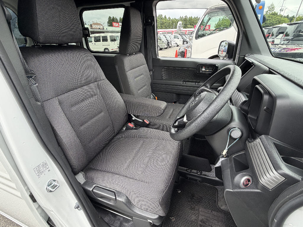 ホンダ Ｎ－ＶＡＮ FUN 4WD