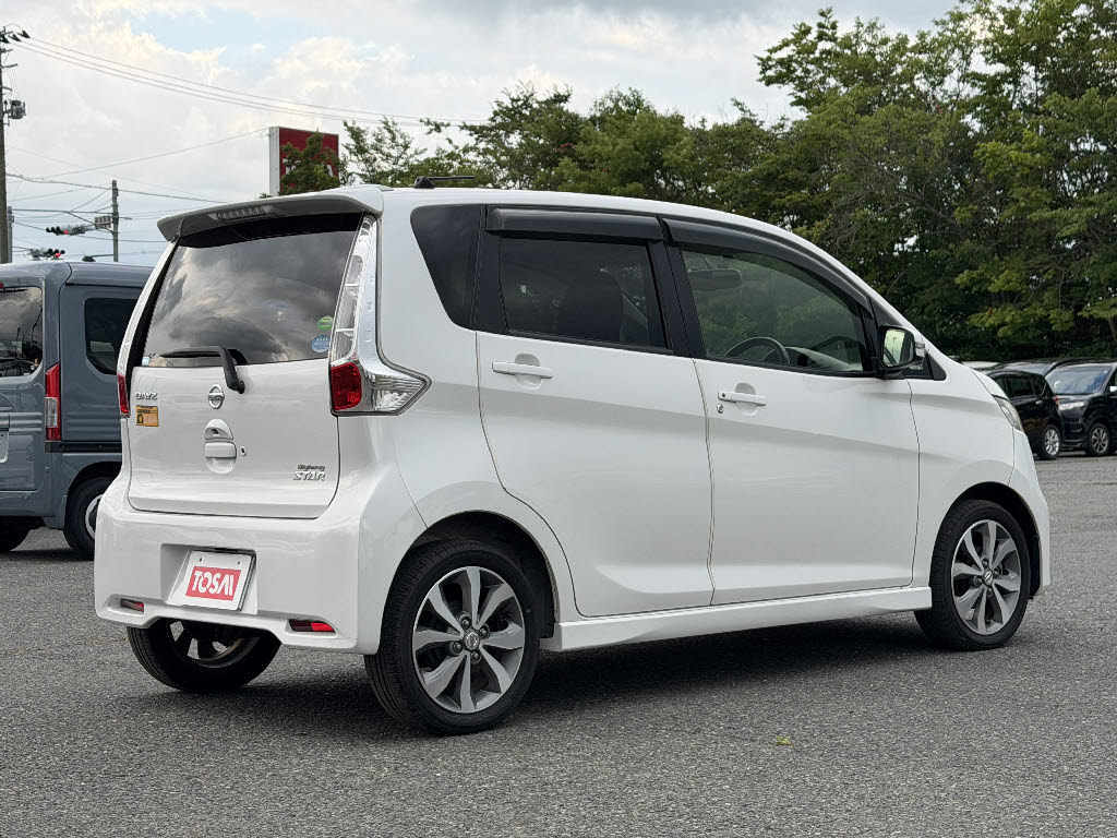 ニッサン デイズ ﾊｲｳｪｲｽﾀｰGﾀｰﾎﾞ A車