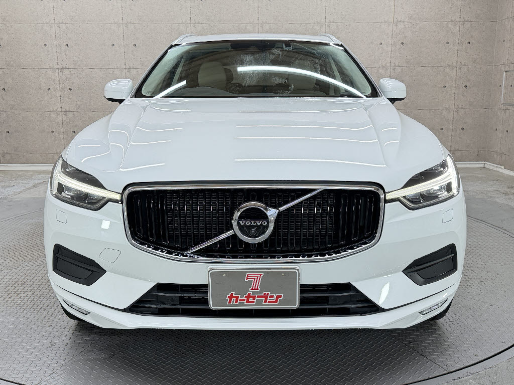 ボルボ ボルボ ＸＣ６０ B5 AWDﾓｰﾒﾝﾀﾑ 4WD