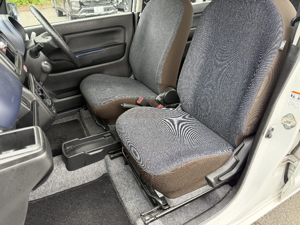 スズキ アルト L 4WD