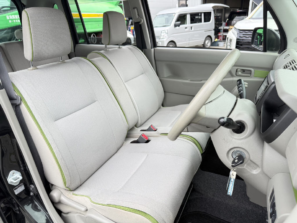 ダイハツ ムーヴコンテ L 4WD