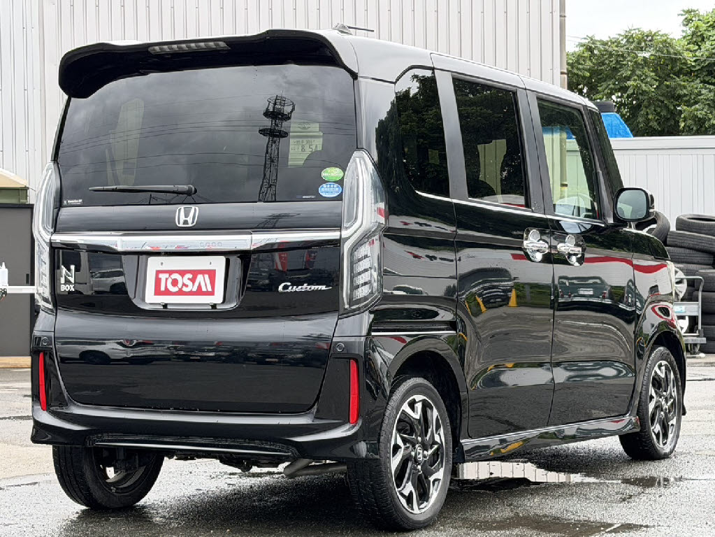 ホンダ Ｎ　ＢＯＸカスタム G・Lﾎﾝﾀﾞｾﾝｼﾝｸﾞ 4WD