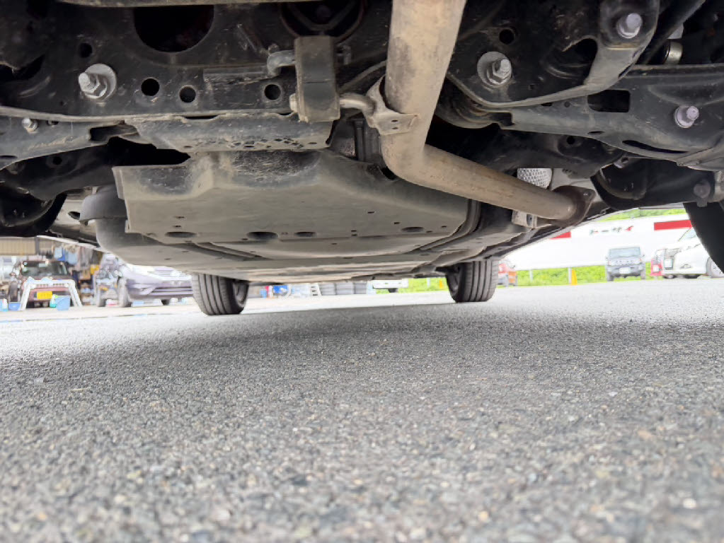 トヨタ ﾊﾘｱｰ ﾊｲﾌﾞﾘｯﾄﾞ Z 4WD