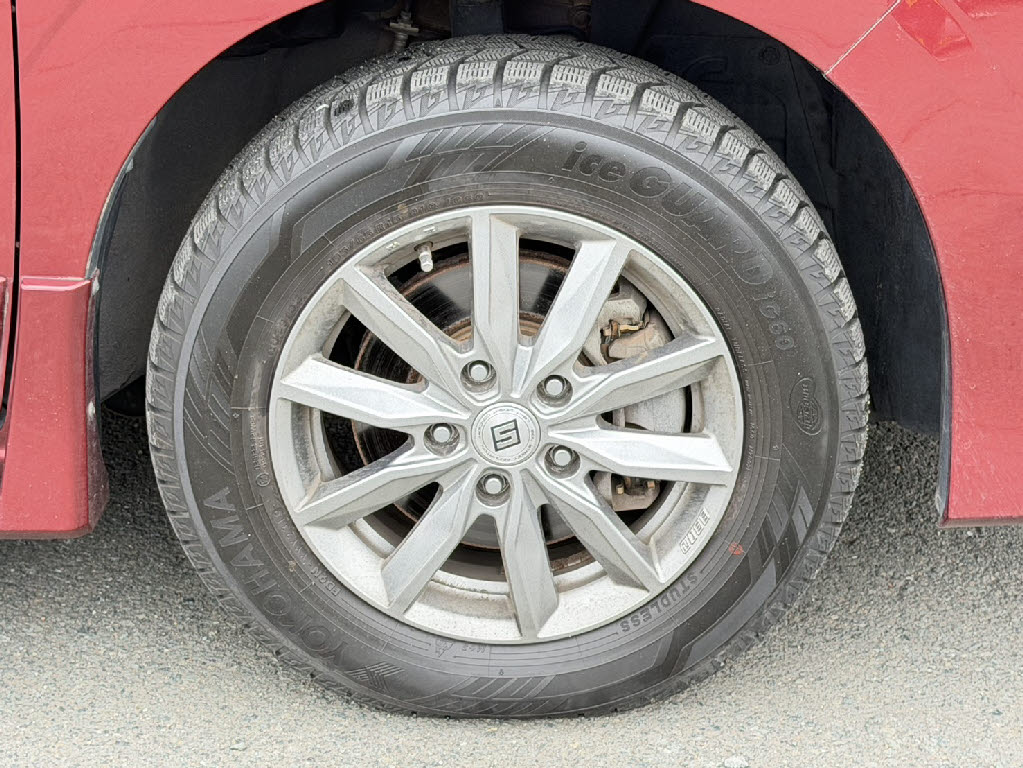 ニッサン セレナＨＶ ﾊｲｳｪｲｽﾀｰ 4WD