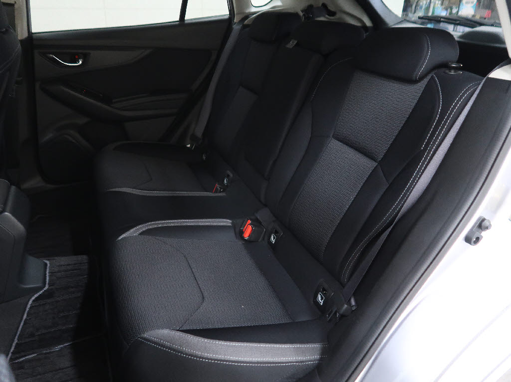 スバル インプレッサスポーツ 2.0i-Lｱｲｻｲﾄ 4WD