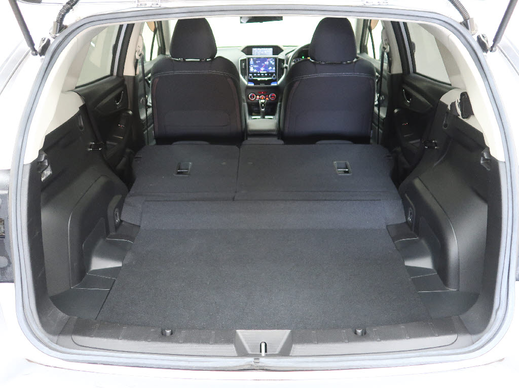 スバル インプレッサスポーツ 2.0i-Lｱｲｻｲﾄ 4WD