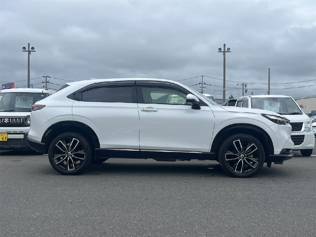 ホンダ ヴェゼルＨＶ ﾊｲﾌﾞﾘｯﾄﾞE:HEV Z 4WD