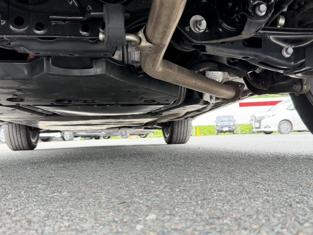 トヨタ ﾊﾘｱｰ ﾊｲﾌﾞﾘｯﾄﾞ Z 4WD